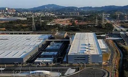 小鹏汽车广州工厂